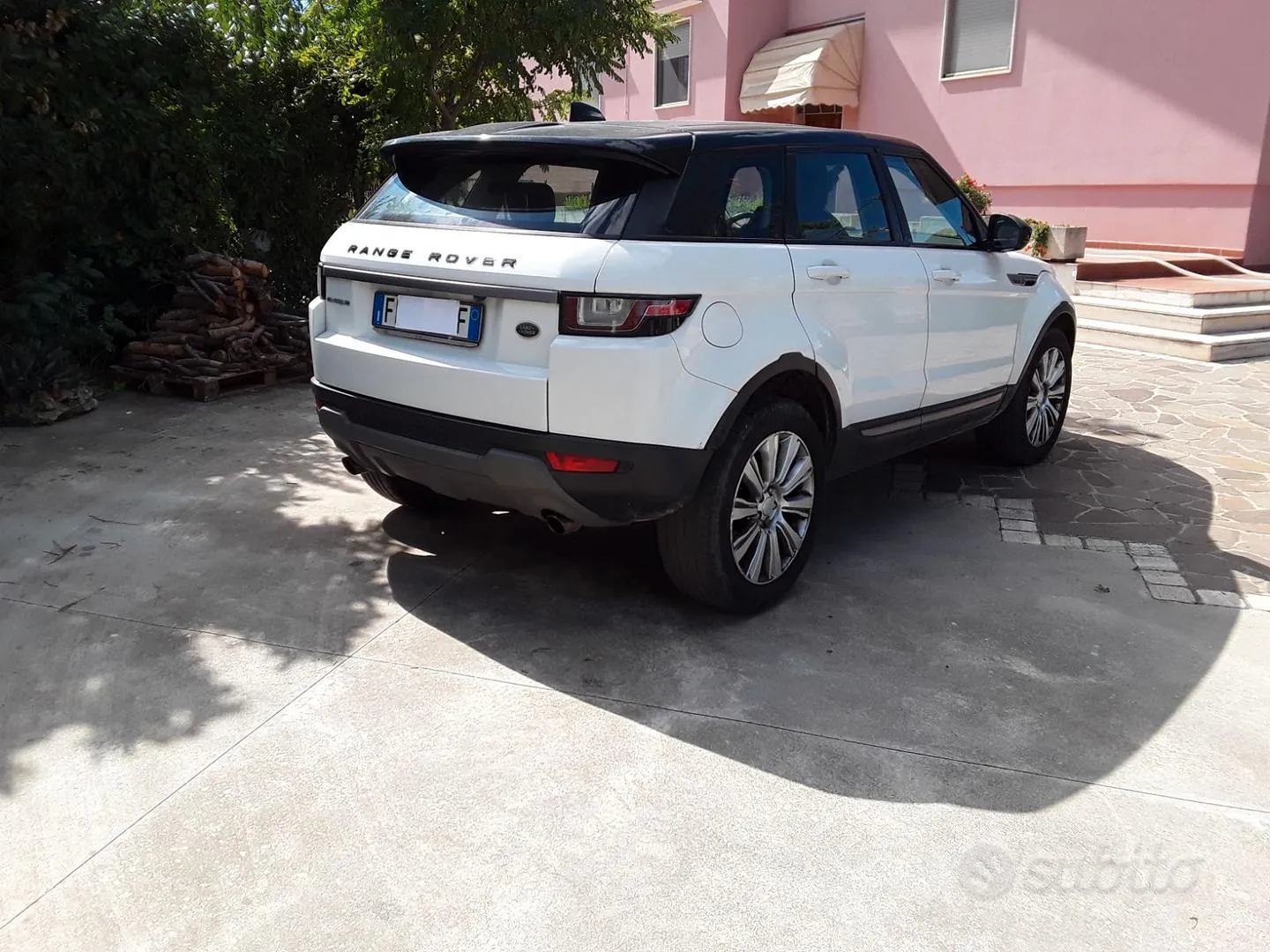 Land Rover Range Rover Evoque 2017 photo 4