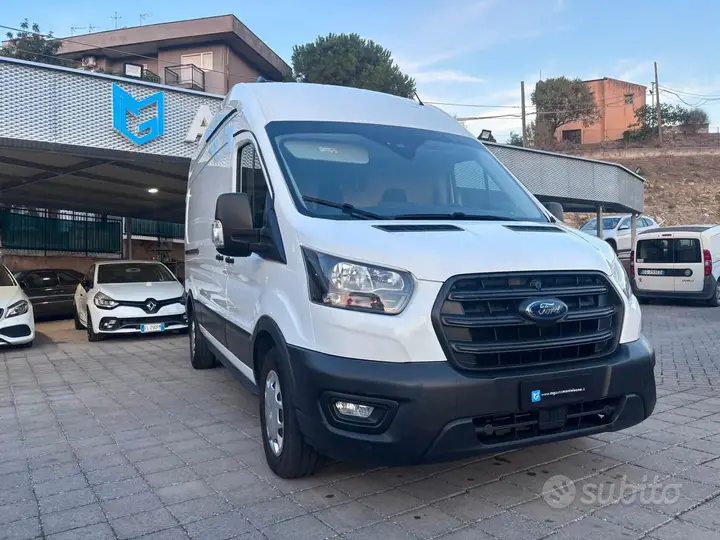 Ford Transit 2023 photo 2