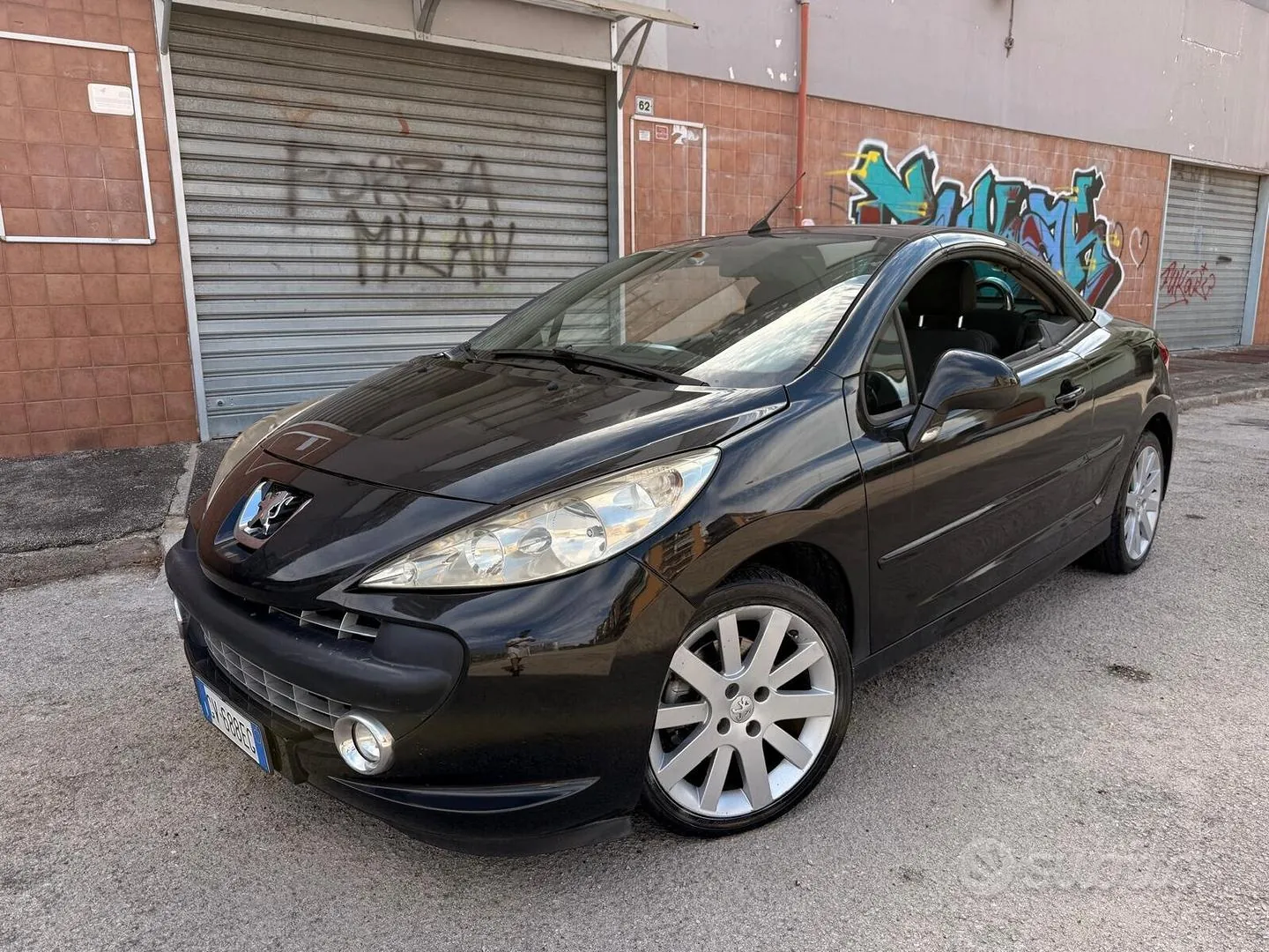 Peugeot 207 2008 photo 2
