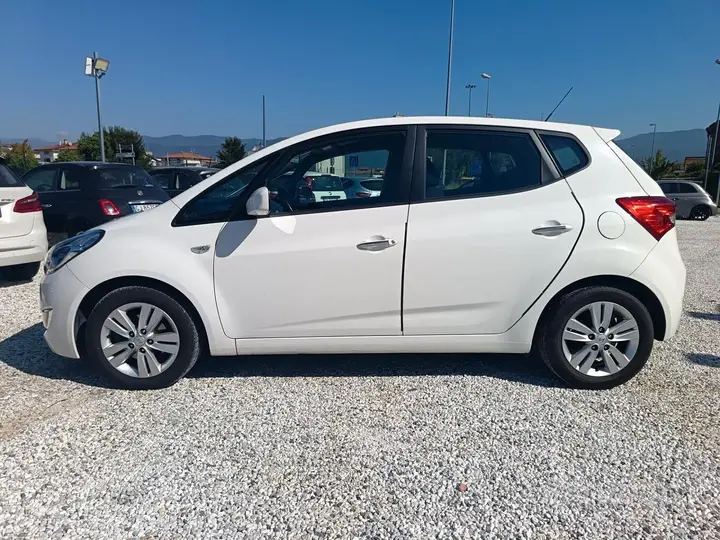 Hyundai Ix20 2013 photo 5