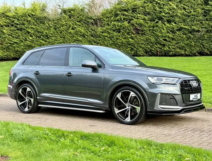 Audi Q7 2022 photo 5