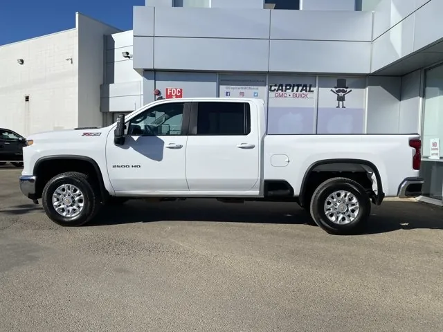 Chevrolet Silverado 2500Hd 2024 photo 2