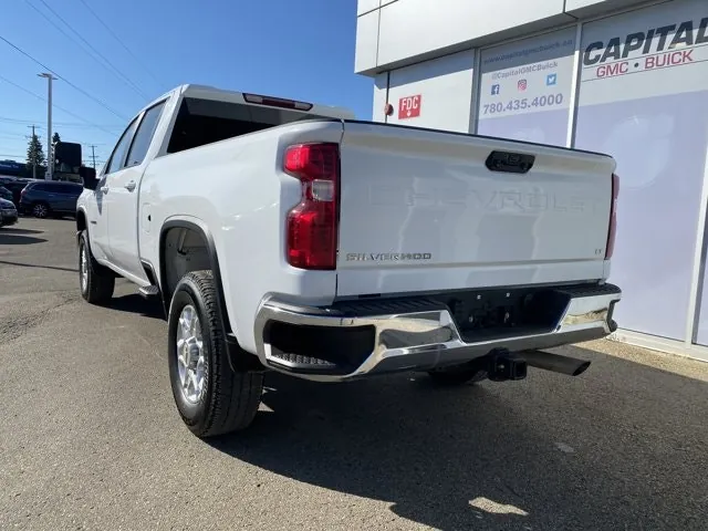 Chevrolet Silverado 2500Hd 2024 photo 3
