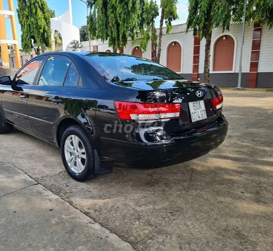 Hyundai Sonata 2009 photo 3
