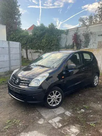 Nissan Pixo