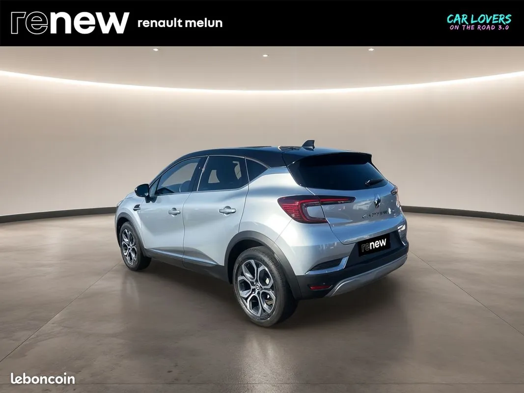 Renault Captur 2023 photo 3