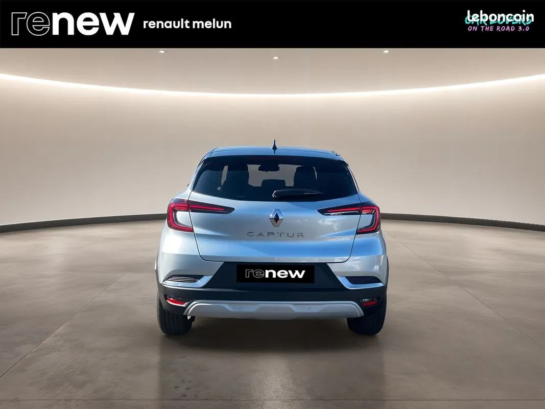 Renault Captur 2023 photo 4