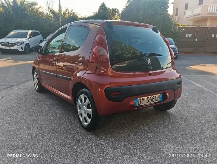 Peugeot 107 2009 photo 3