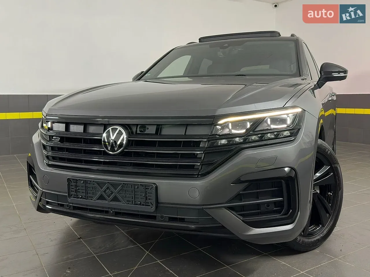 Volkswagen Touareg 2022 photo 2