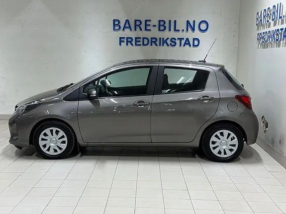 Toyota Yaris 2016 photo 3