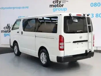Toyota Hiace 2019 photo 3