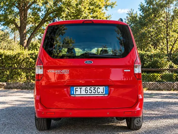 Ford Tourneo Courier 2018 photo 5