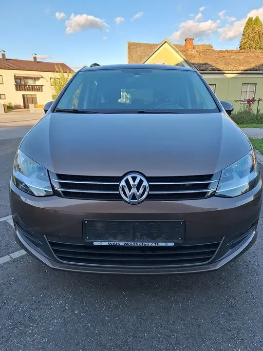 Volkswagen Sharan 2013 photo 2