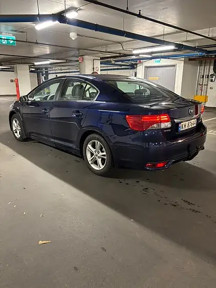 Toyota Avensis 2012 photo 3