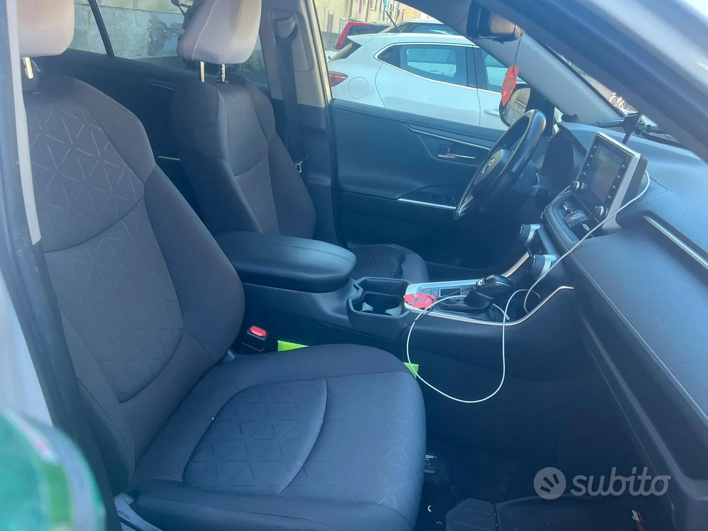 Toyota Rav4 2021 photo 4