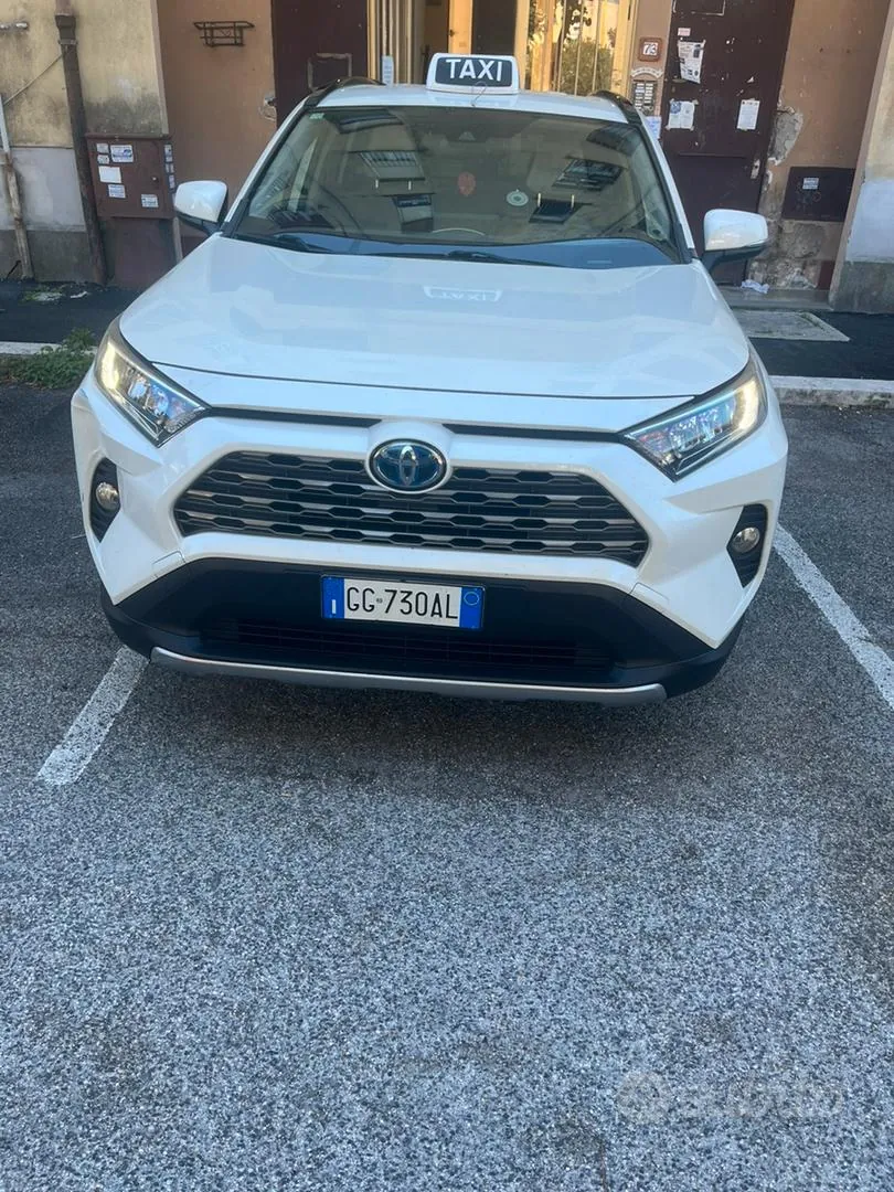 Toyota Rav4 2021 photo 2