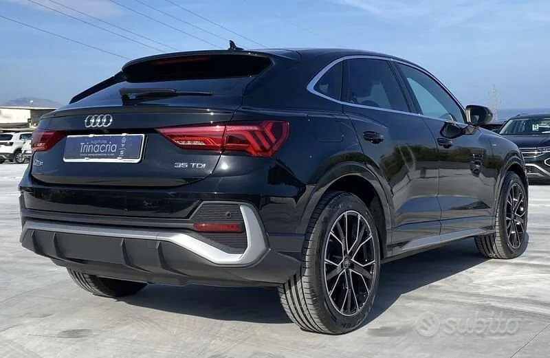 Audi Q3 2022 photo 4
