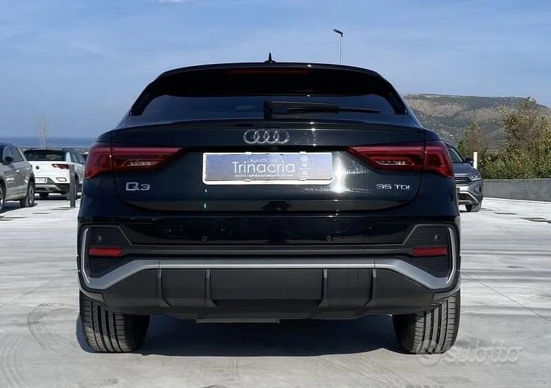 Audi Q3 2022 photo 5