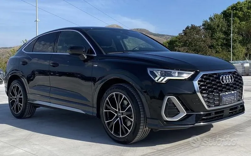 Audi Q3 2022 photo 3