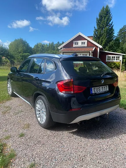 BMW X1 2012 photo 2