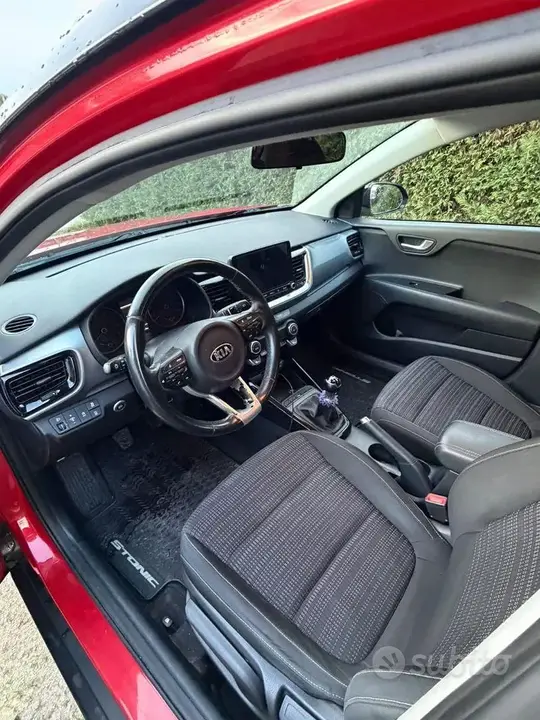Kia Stonic 2021 photo 5