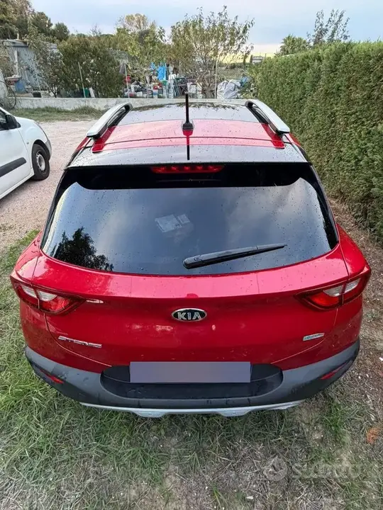 Kia Stonic 2021 photo 2