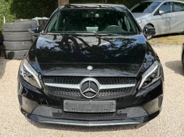 Mercedes-Benz A180