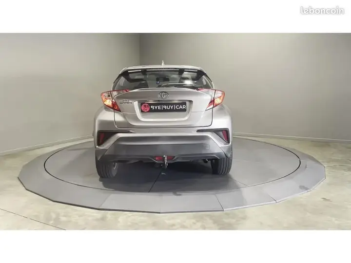 Toyota C-Hr 2017 photo 4