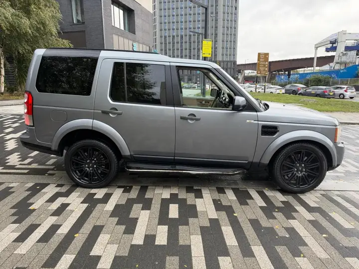 Land Rover Discovery 4 2012 photo 5