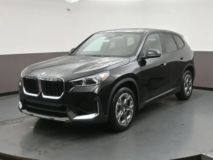 BMW X1 2027 photo 3