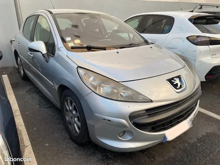 Peugeot 207
