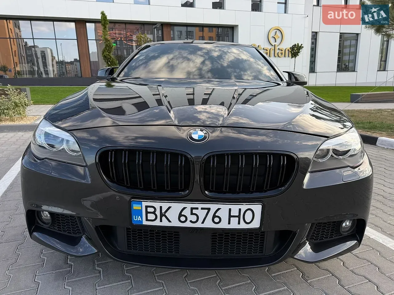 BMW 5 Series 2011 photo 4