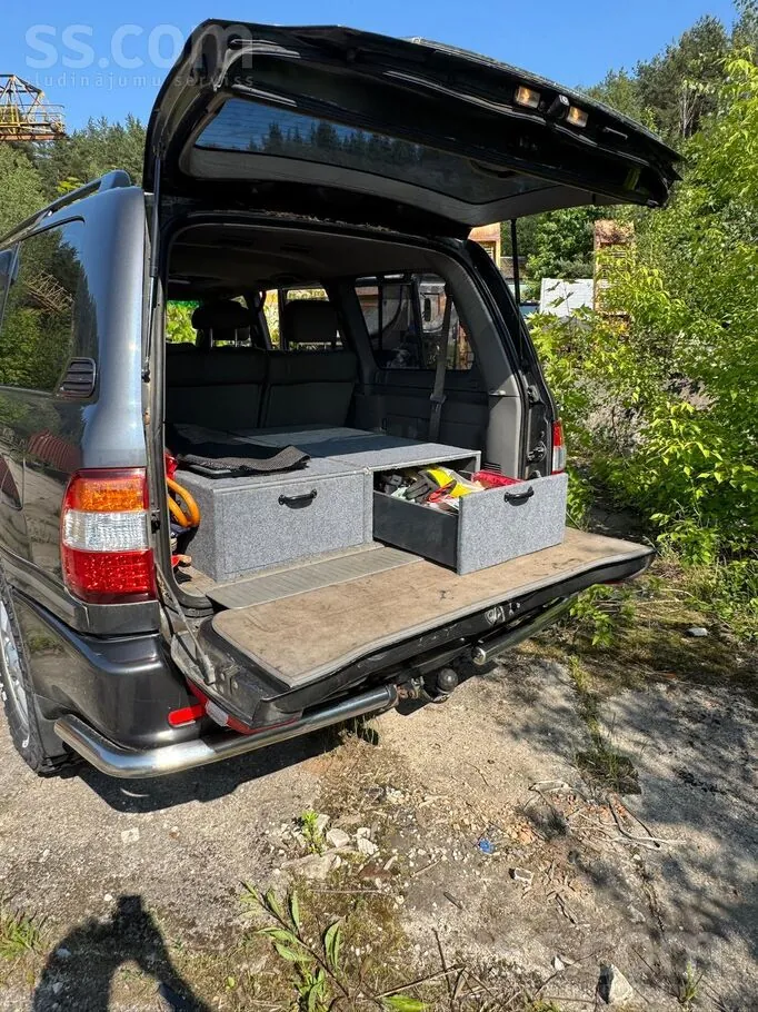Toyota Land Cruiser 100 2005 photo 4