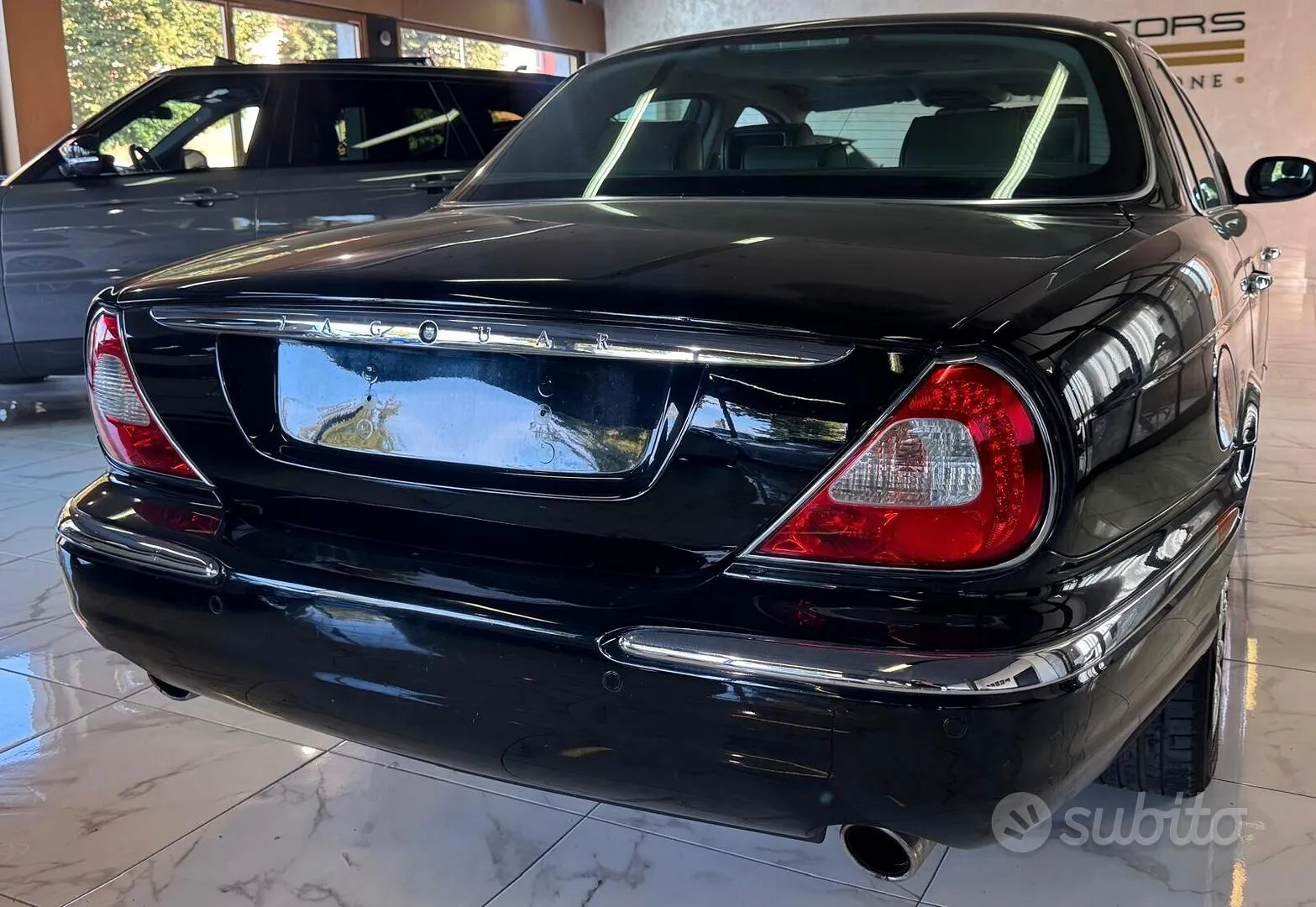 Jaguar Xjr 2003 photo 3
