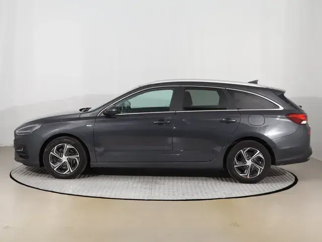 Hyundai I30 2022 photo 2
