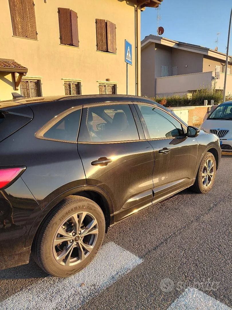 Ford Kuga 2023 photo 5