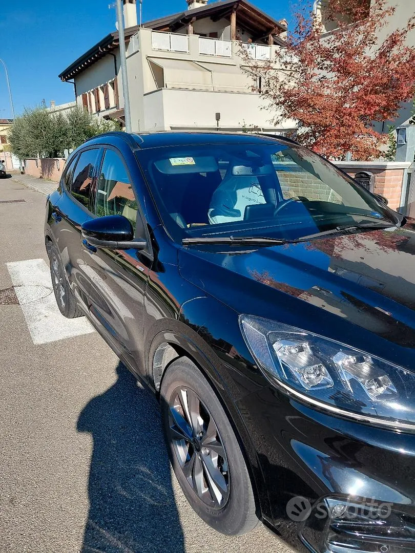 Ford Kuga 2023 photo 3