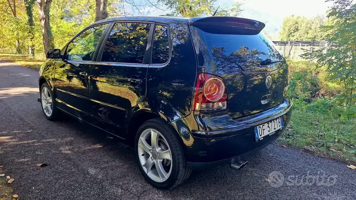 Volkswagen Polo 2007 photo 2