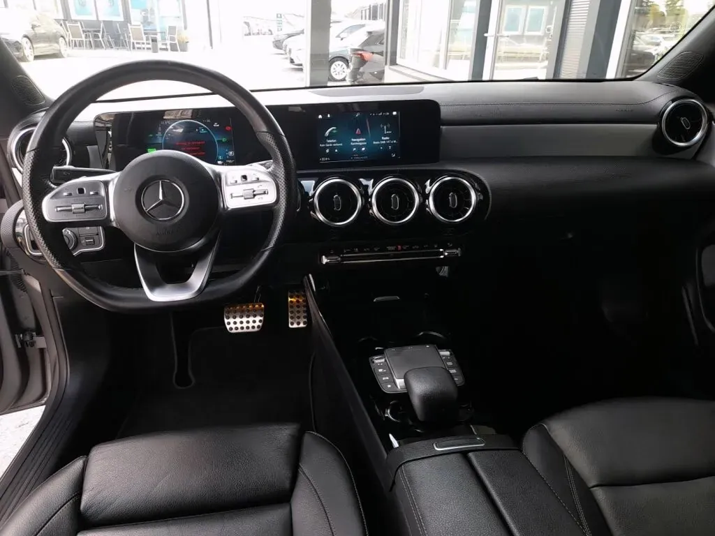 Mercedes-Benz Cla-Class 2023 photo 3