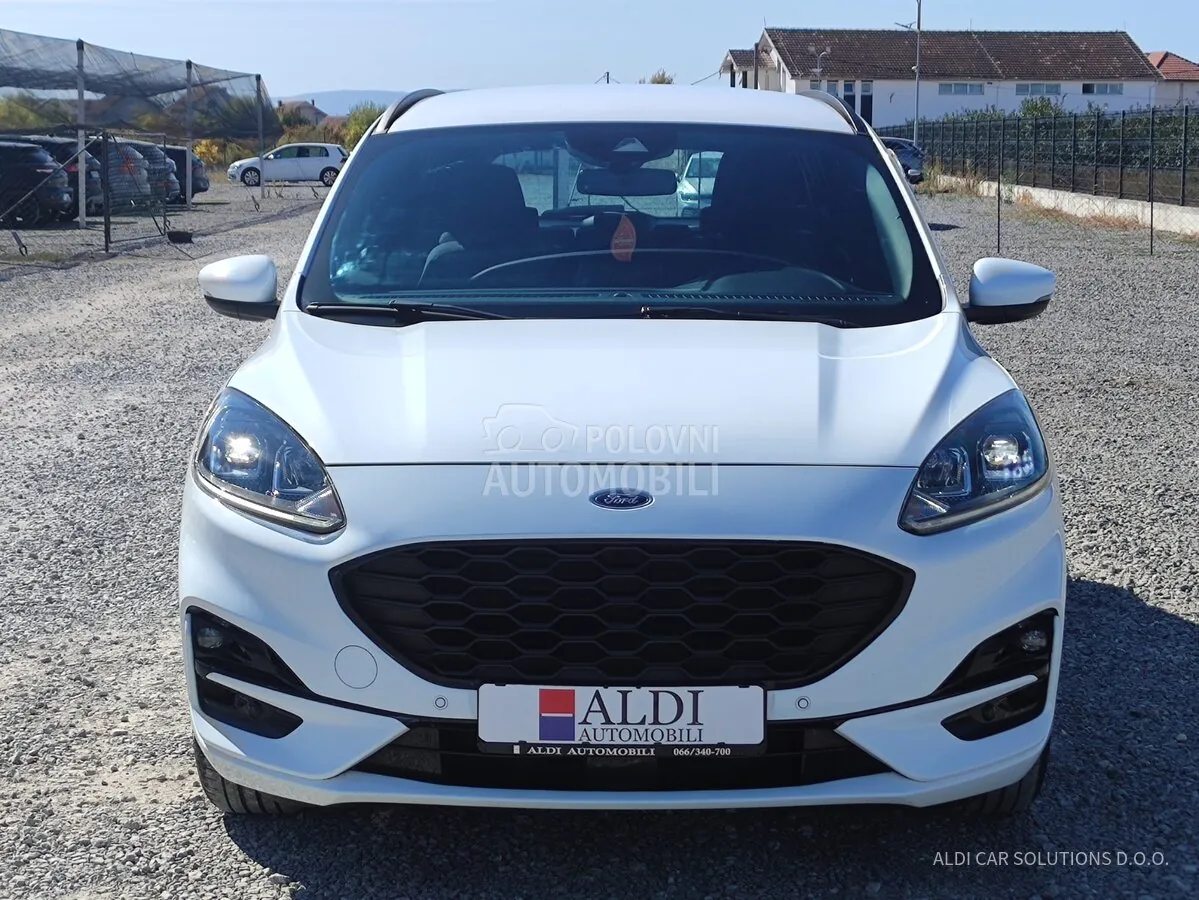 Ford Kuga 2022 photo 2