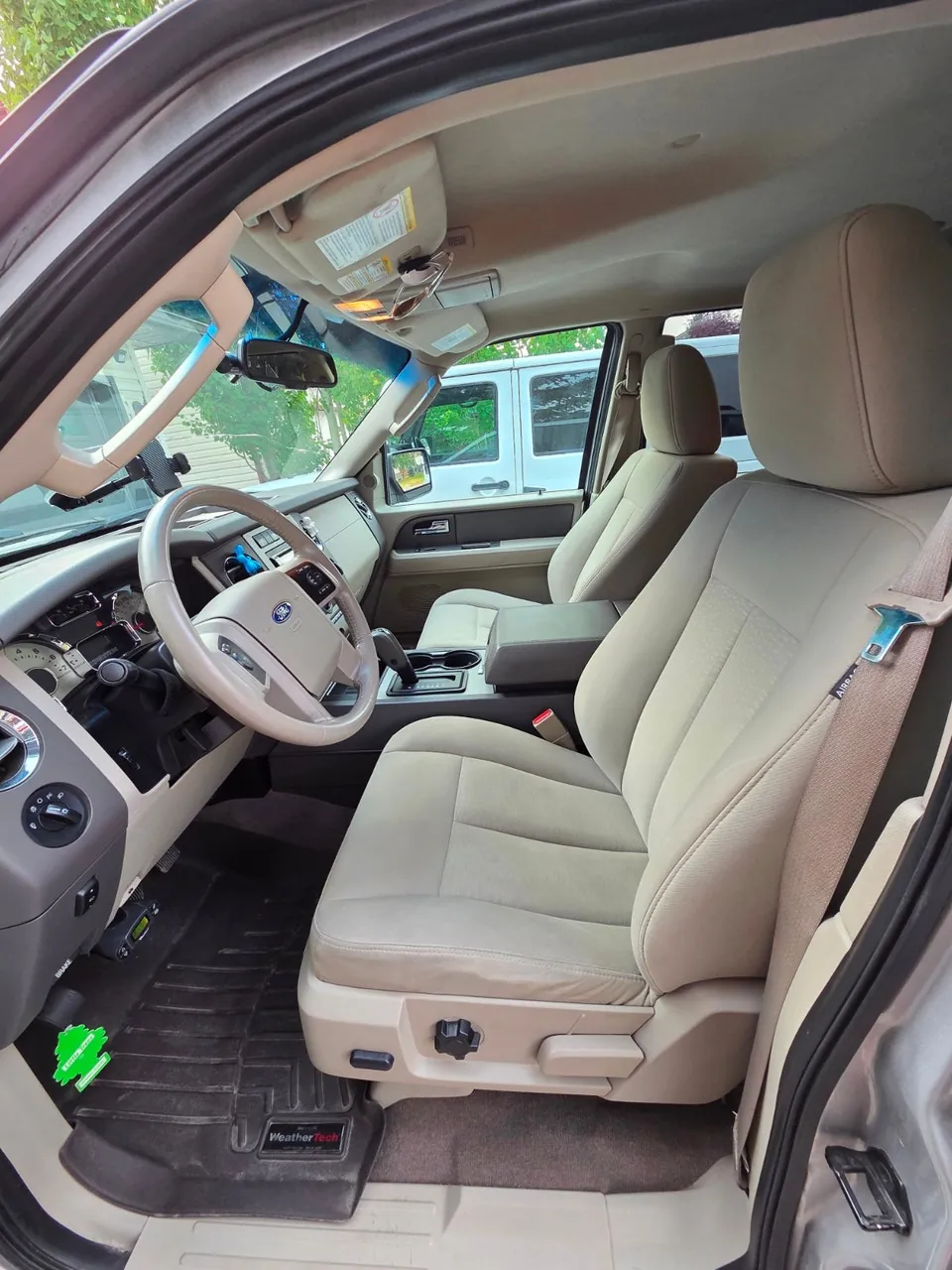 Ford Expedition 2012 photo 5
