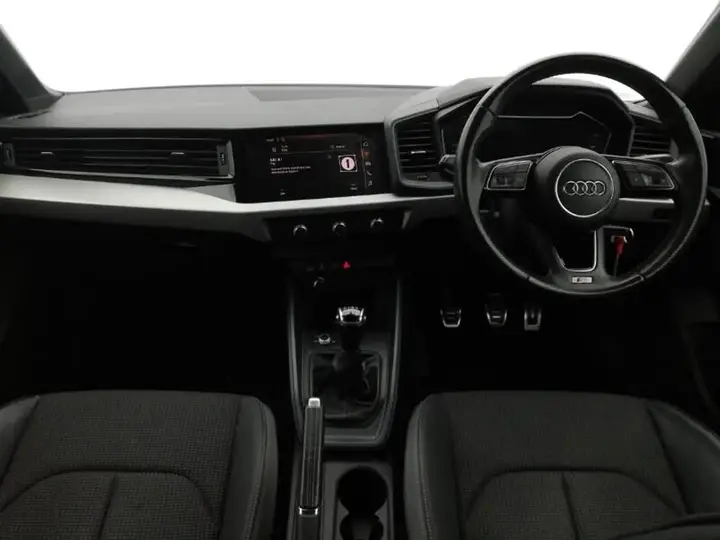 Audi A1 2020 photo 3
