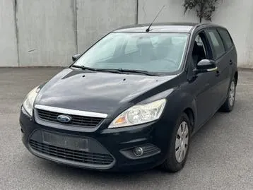 Ford Focus 2010 photo 3