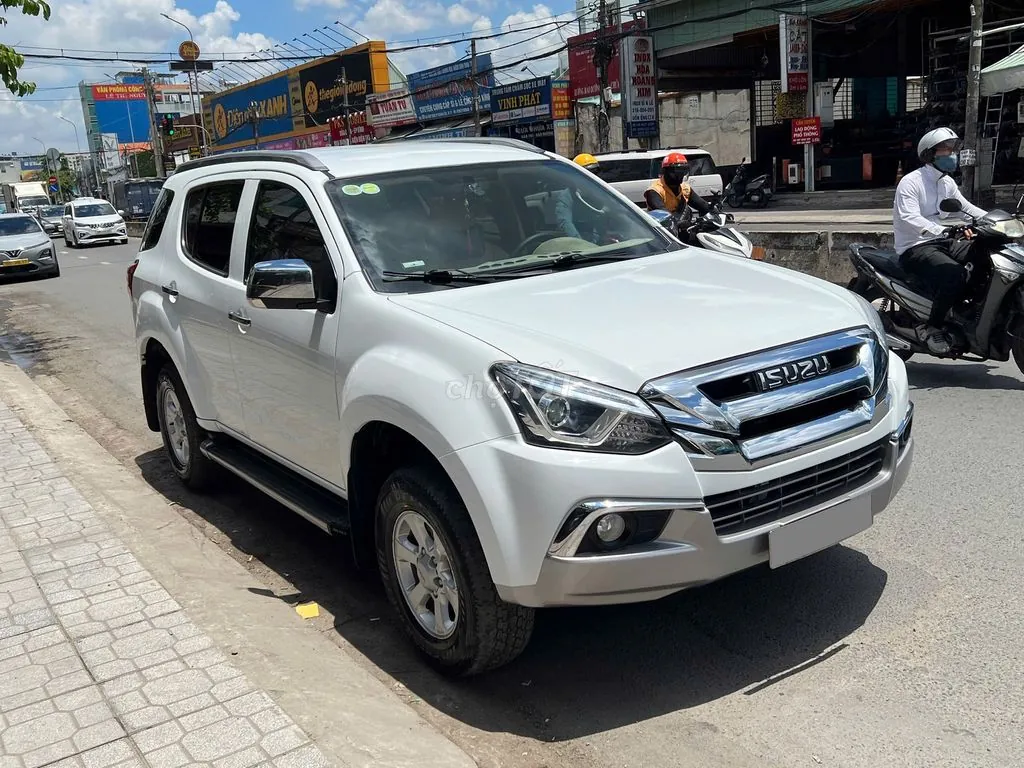 Isuzu Mu-X