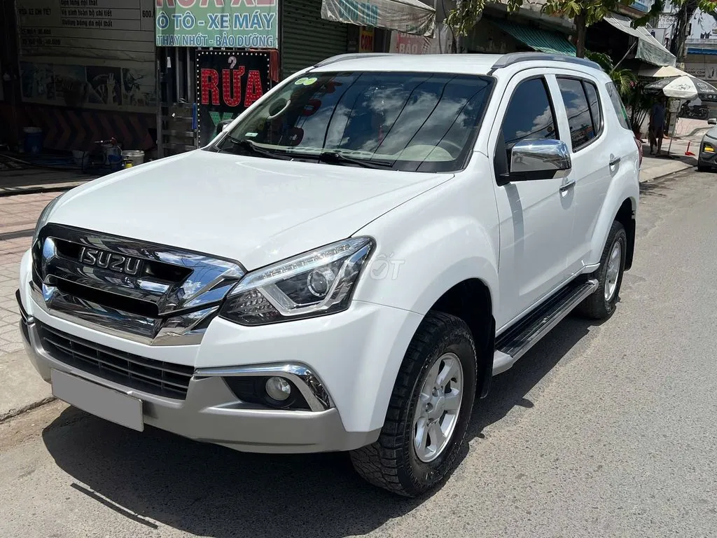 Isuzu Mu-X 2020 photo 2