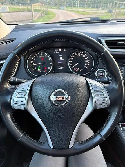 Nissan Qashqai 2014 photo 3