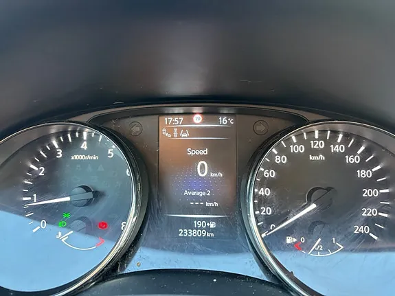 Nissan Qashqai 2014 photo 2