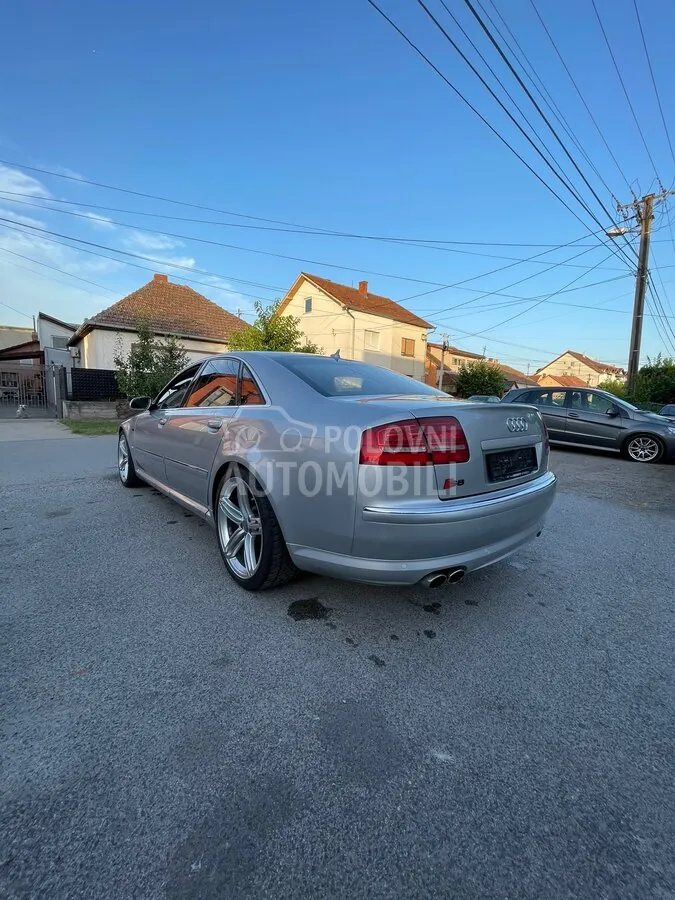 Audi S8 2006 photo 3