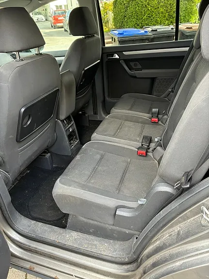Volkswagen Touran 2010 photo 5