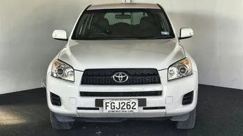 Toyota Rav4 2010 photo 3